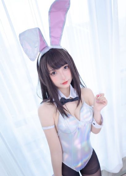 朝鲜大乳女奶水奶水吃奶