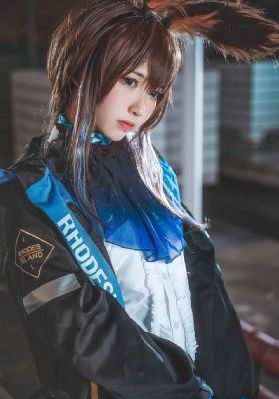 公交车真空调教女朋友h